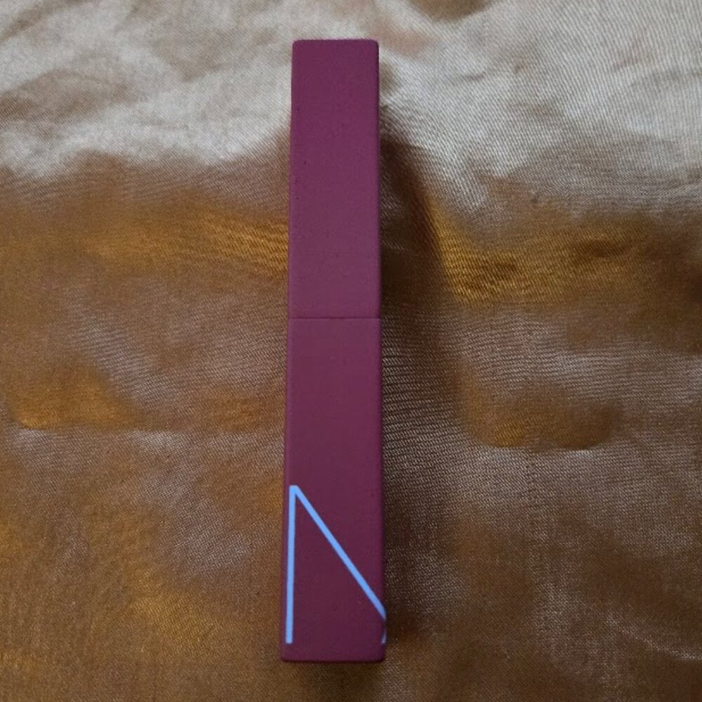 NIB NARS Powermatte Lipstick AMERICAN WOMAN